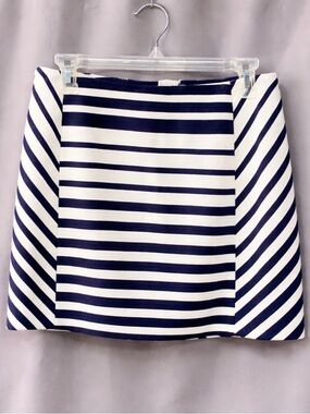 NWOT H&M striped navy blue and white mini skirt - zipper back size 10
